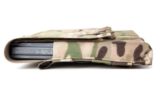 Blue Force Gear-Triple M4 Mag Pouch – Classic style with flap one mag per pocket – MultiCam®